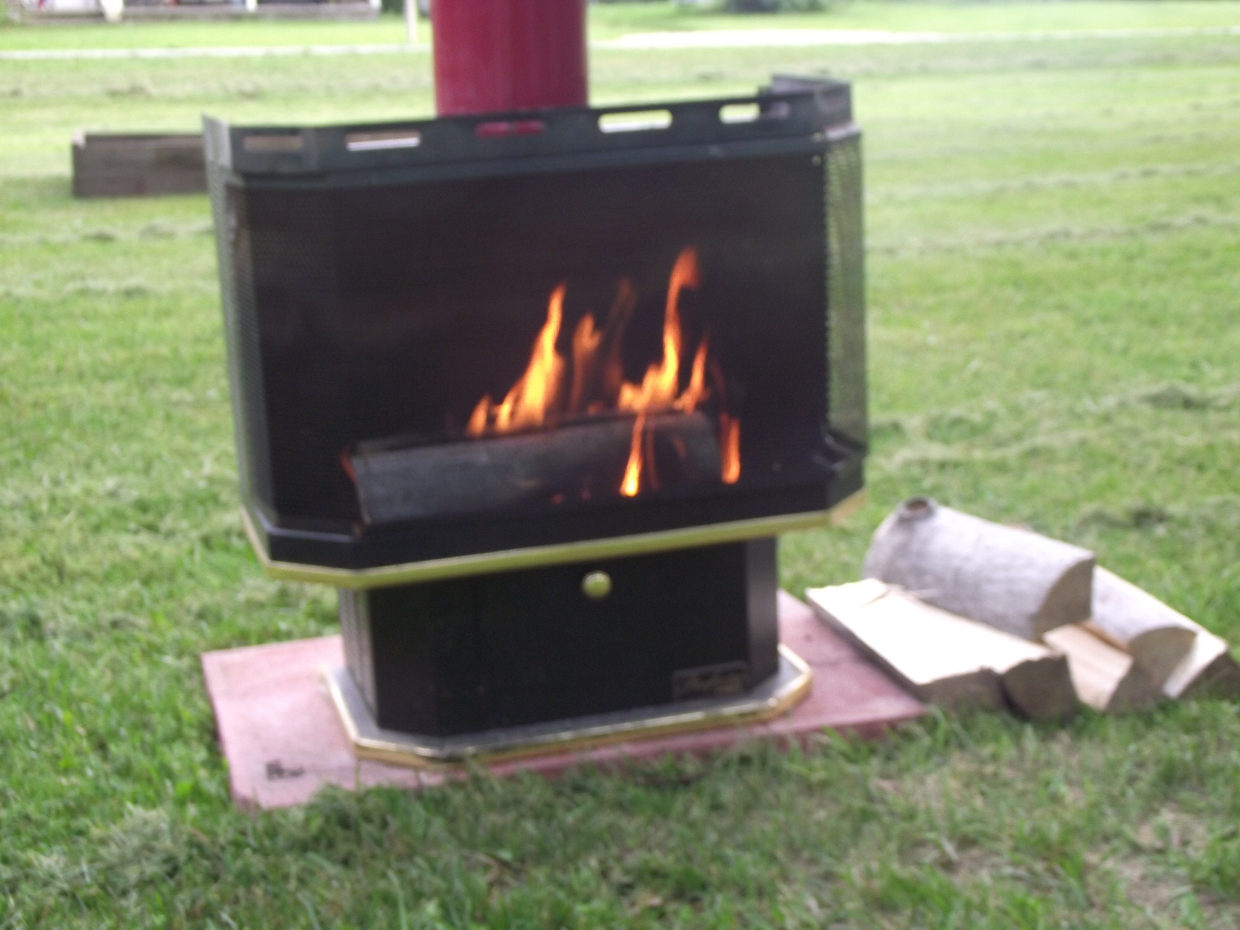 outdoor fireplace 013.JPG