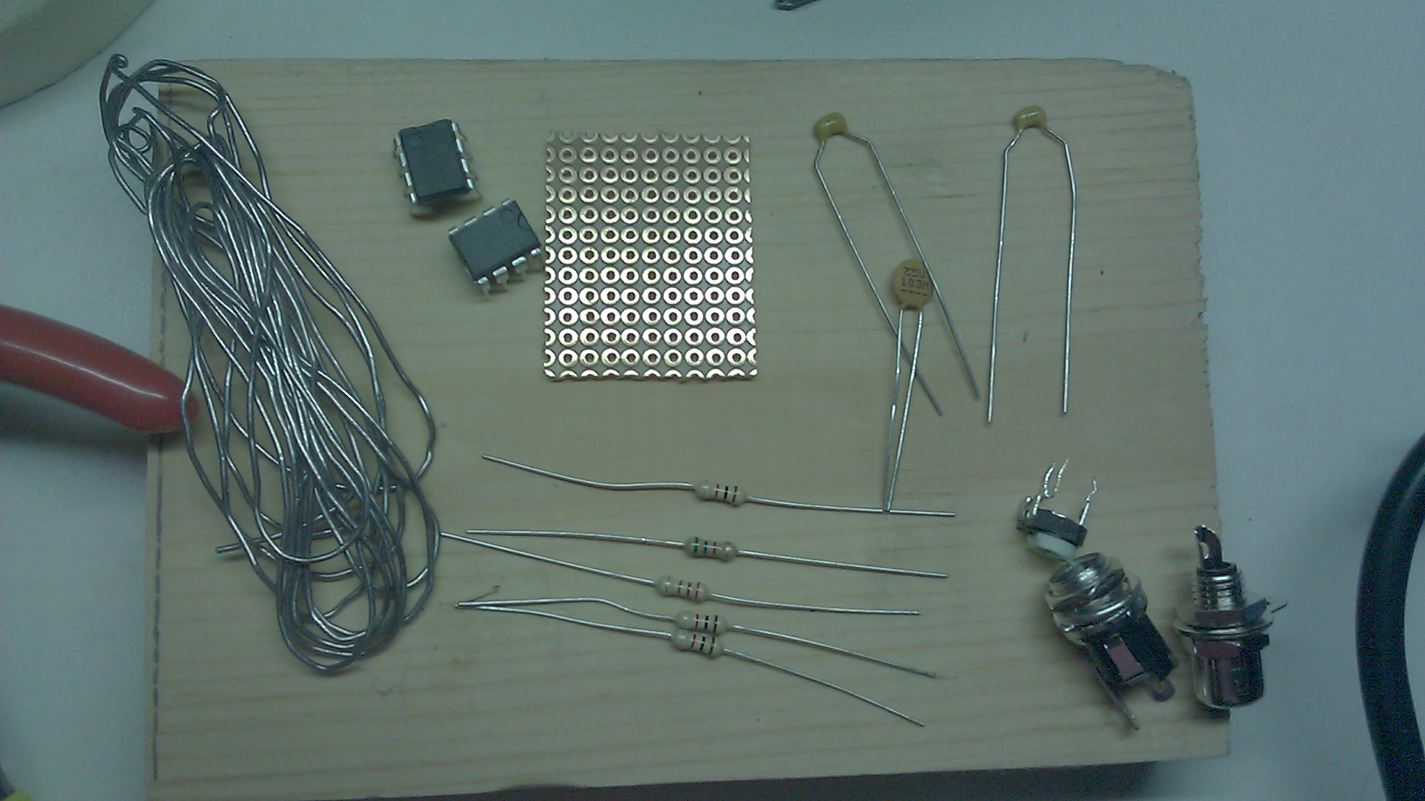 parts needed to build transmitter 2.jpg