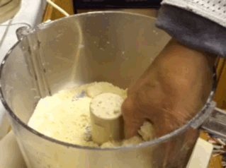 pastry GIF 1.gif