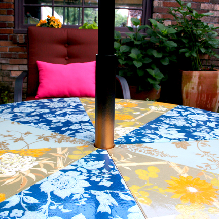 patio lounge table_16.jpg