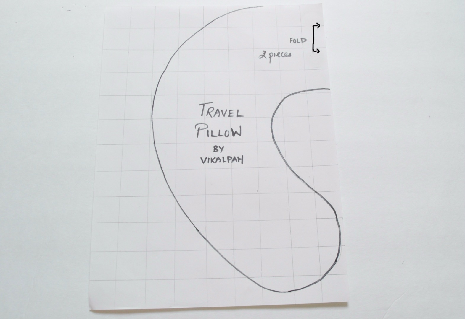 pattern for travel pillow diy1.jpg