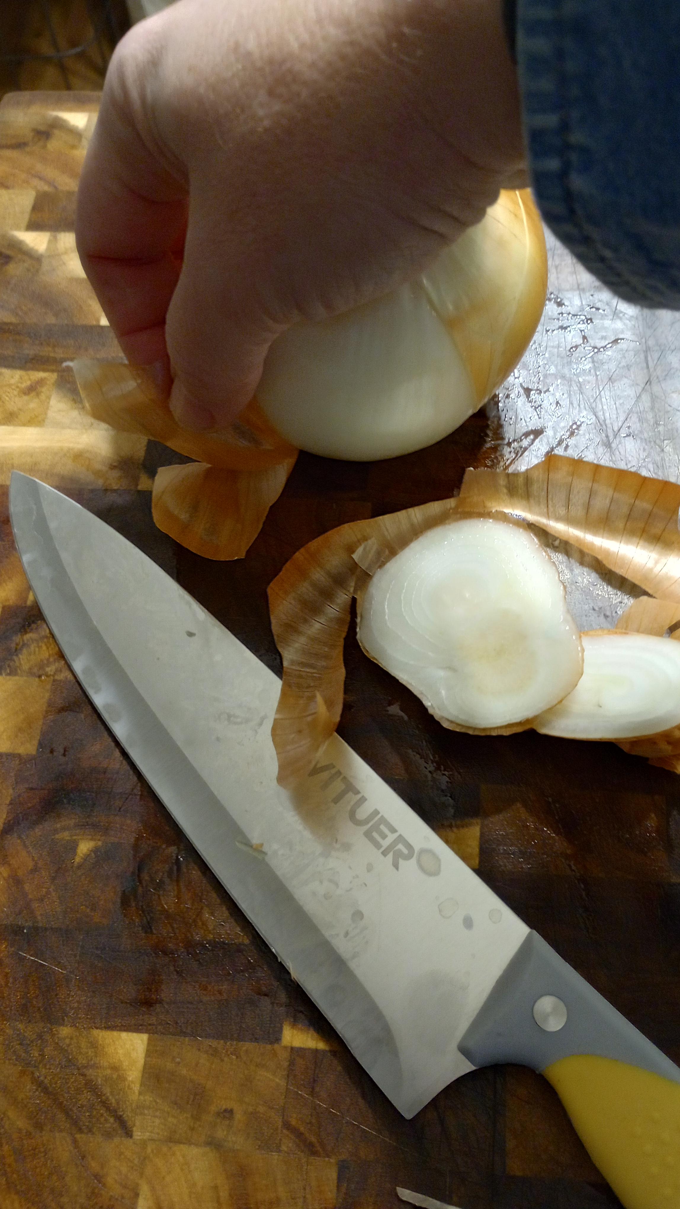 peel onion.jpg