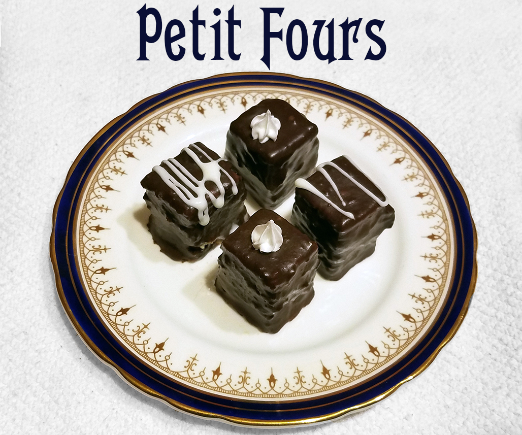 petitfour.jpg