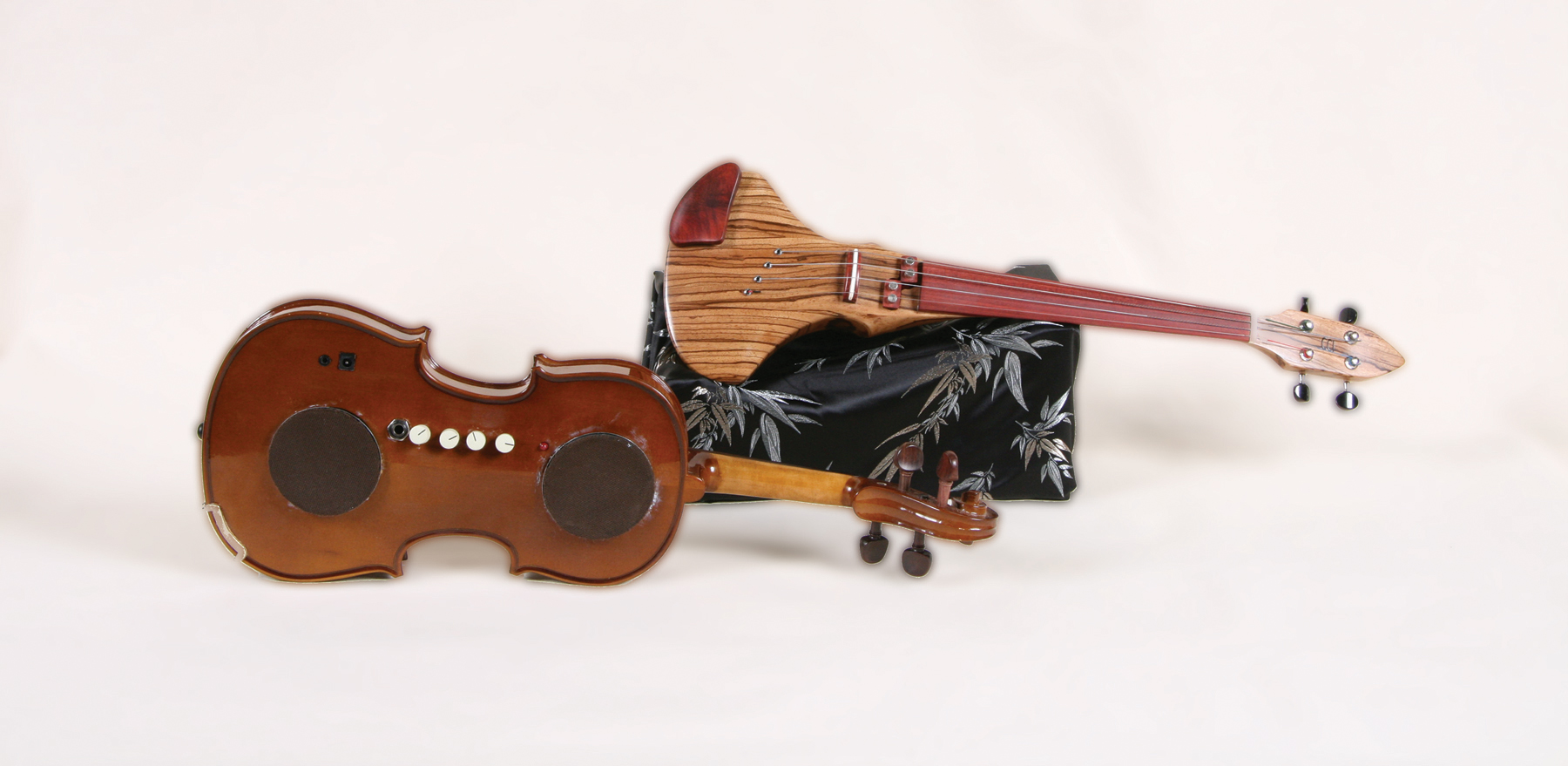 philharmonic violin &amp; amp.jpg