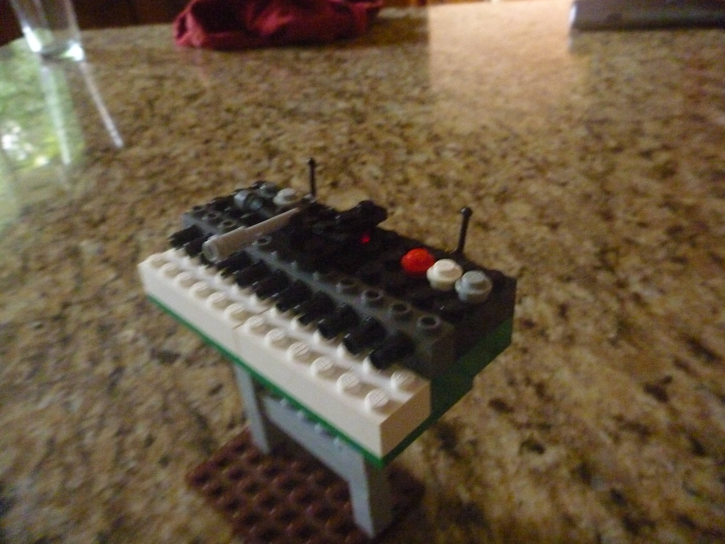 piano 002.jpg