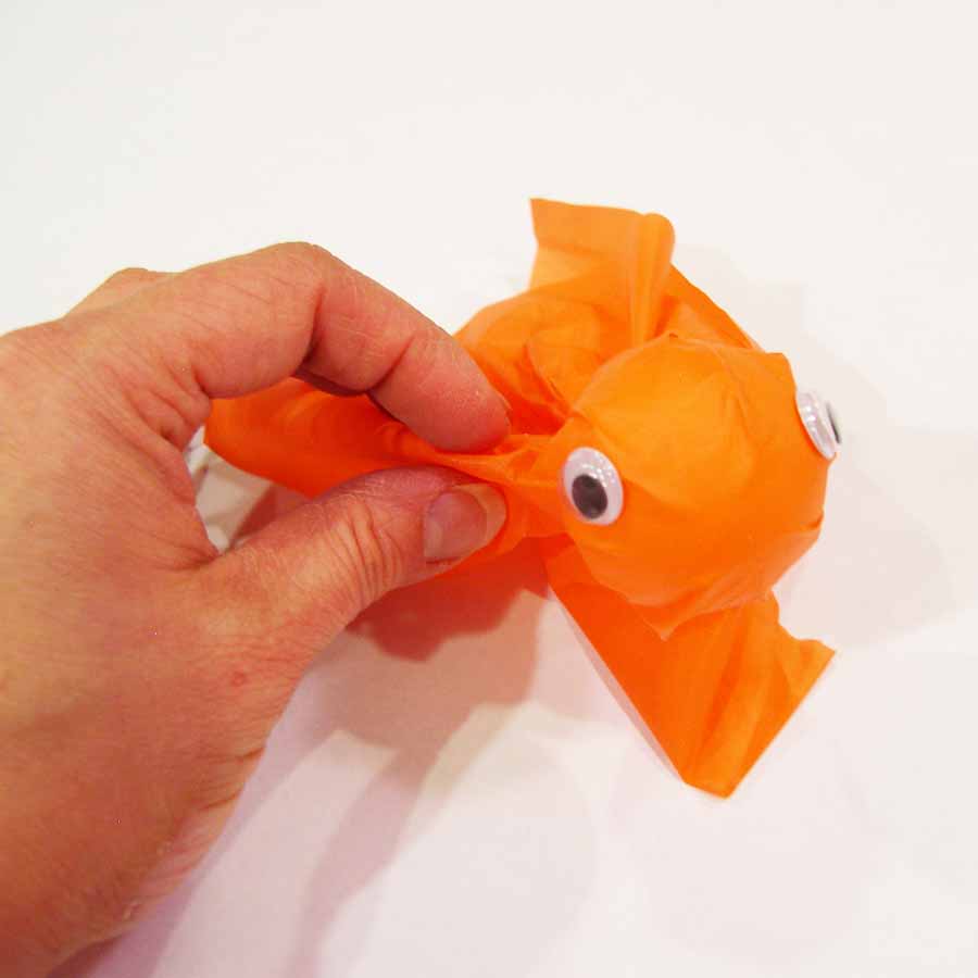 ping pong goldfish 6.jpg