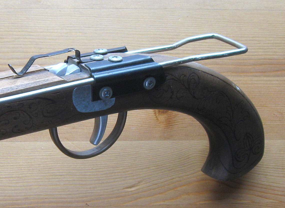 pistol 008.jpg