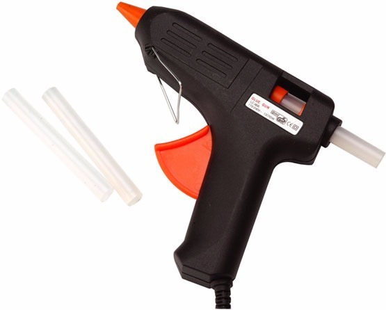 pistola-de-silicona-para-pegar-de-80w-D_NQ_NP_693770-MLA26261821122_102017-F.jpg
