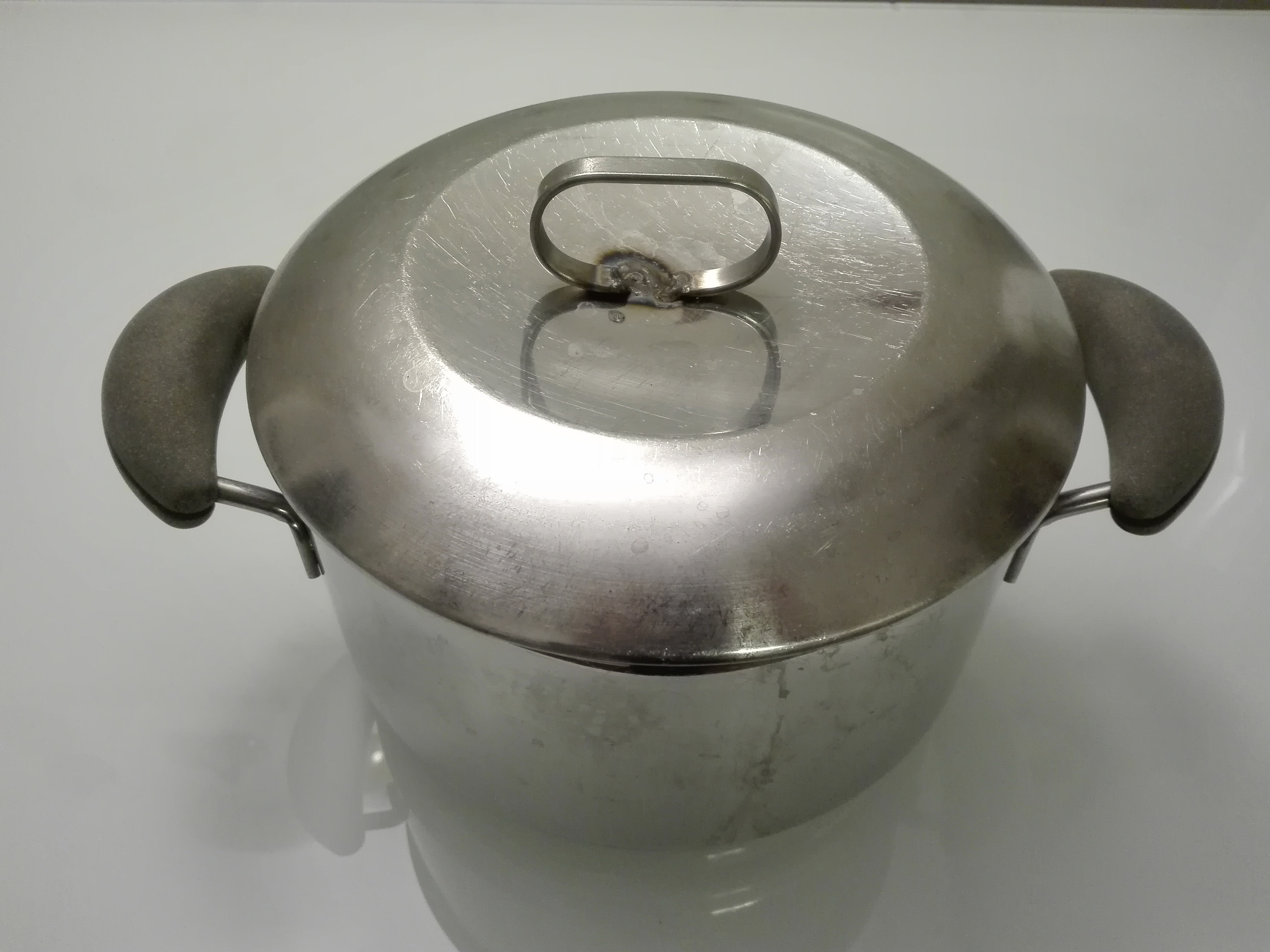 pot with lid.jpg