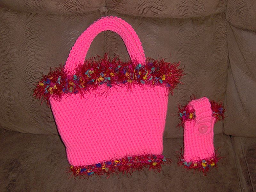 pretty in pink bag and cell cozie