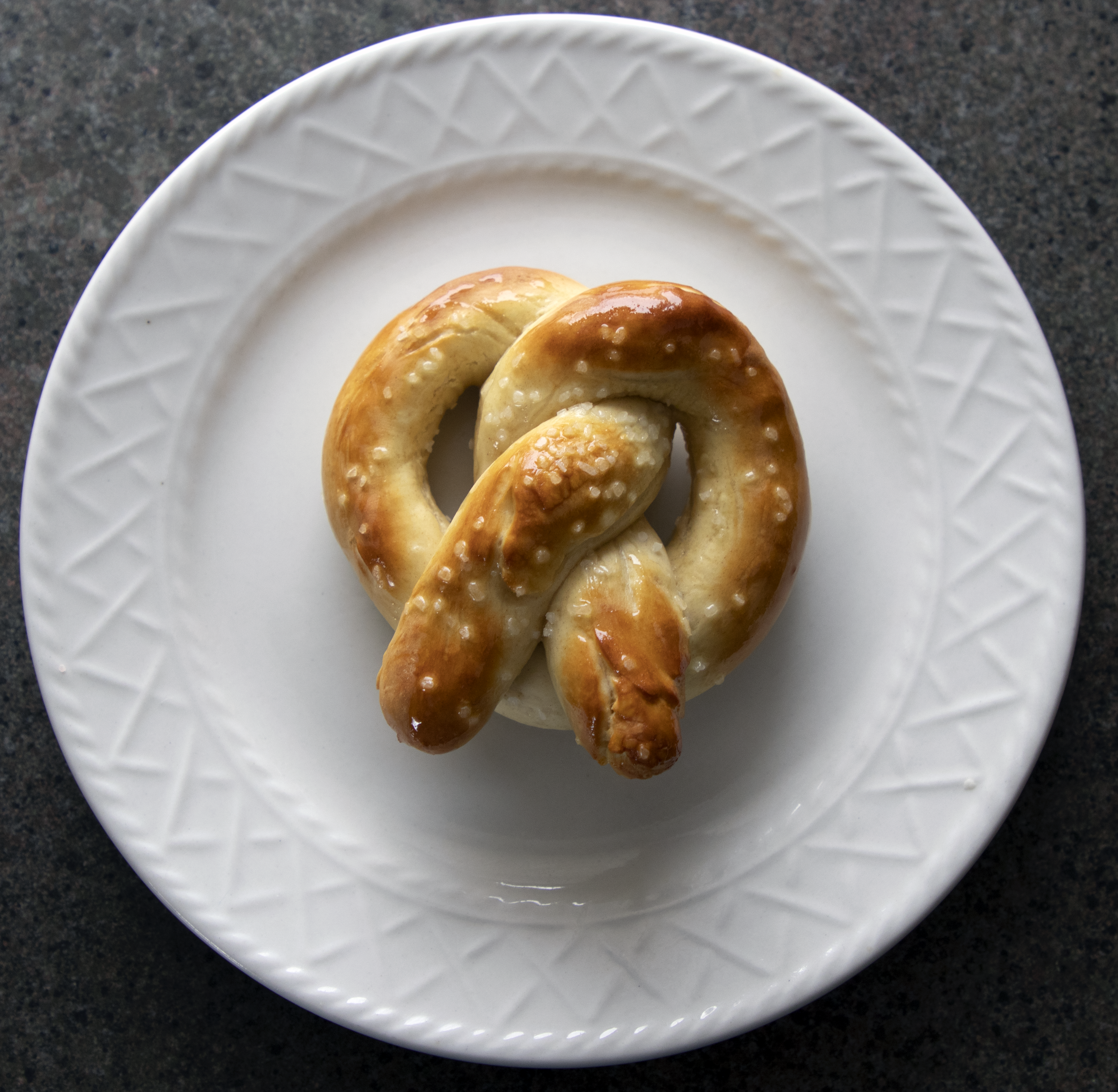 pretzel on plate.png