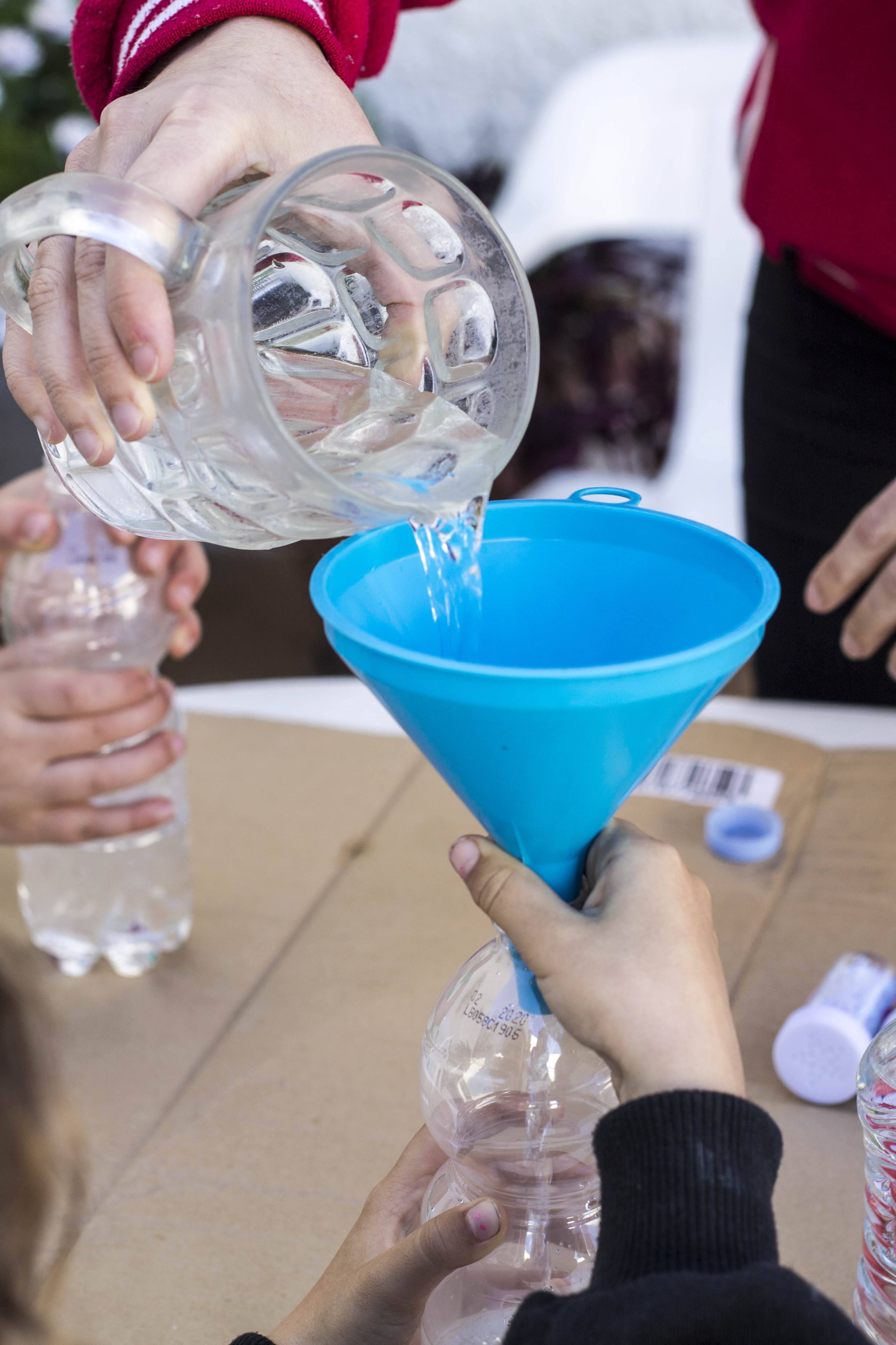 primer paso Agua en bote.jpg