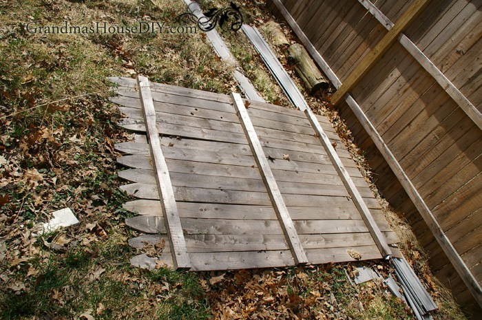 privacy-fence-panel-repurpose.jpg