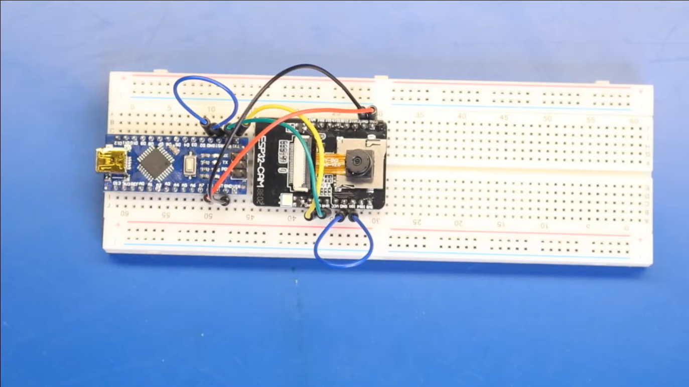 programming-esp32-arduino-photo.jpg.png