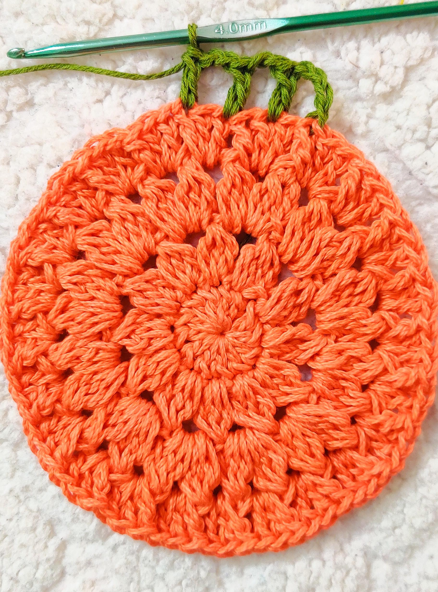 pumpkin spice doily potholder (31).jpg