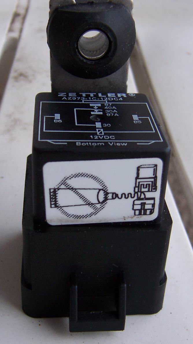 quicksilver 882751A1 or zettler AZ973-1C-12DC4 relay wiring.jpg