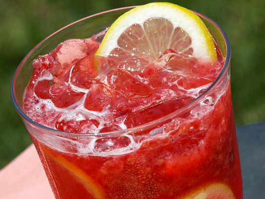 raspberry_lemonade_WEB_LARGE_72dpii_p6087834.jpg