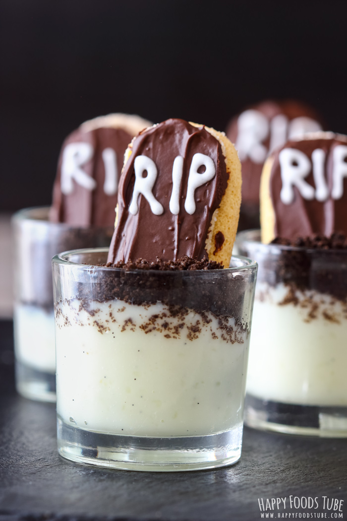 rip-halloween-dessert-shooters-picture.jpg