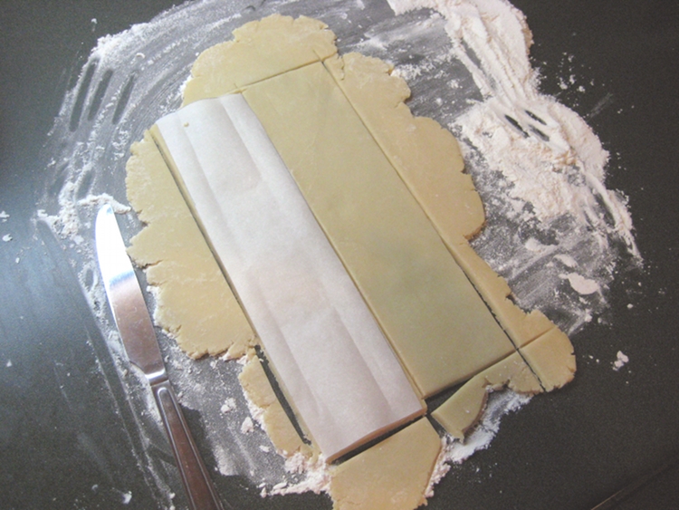 rollingdough2i.JPG