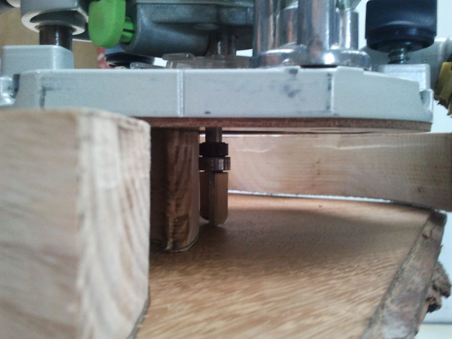 router setup for insert cutting.jpg