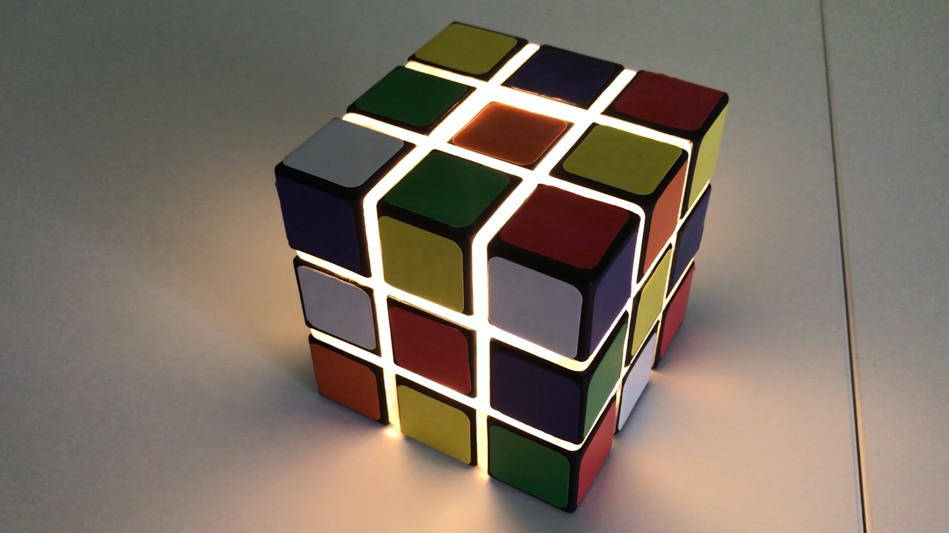 rubiks_cube.mp4.Still105.jpg