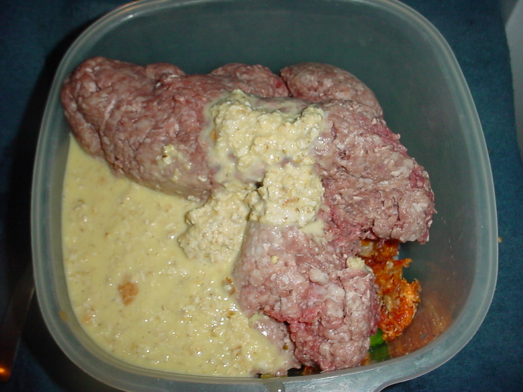 sausage and beef meatloaf 009.jpg