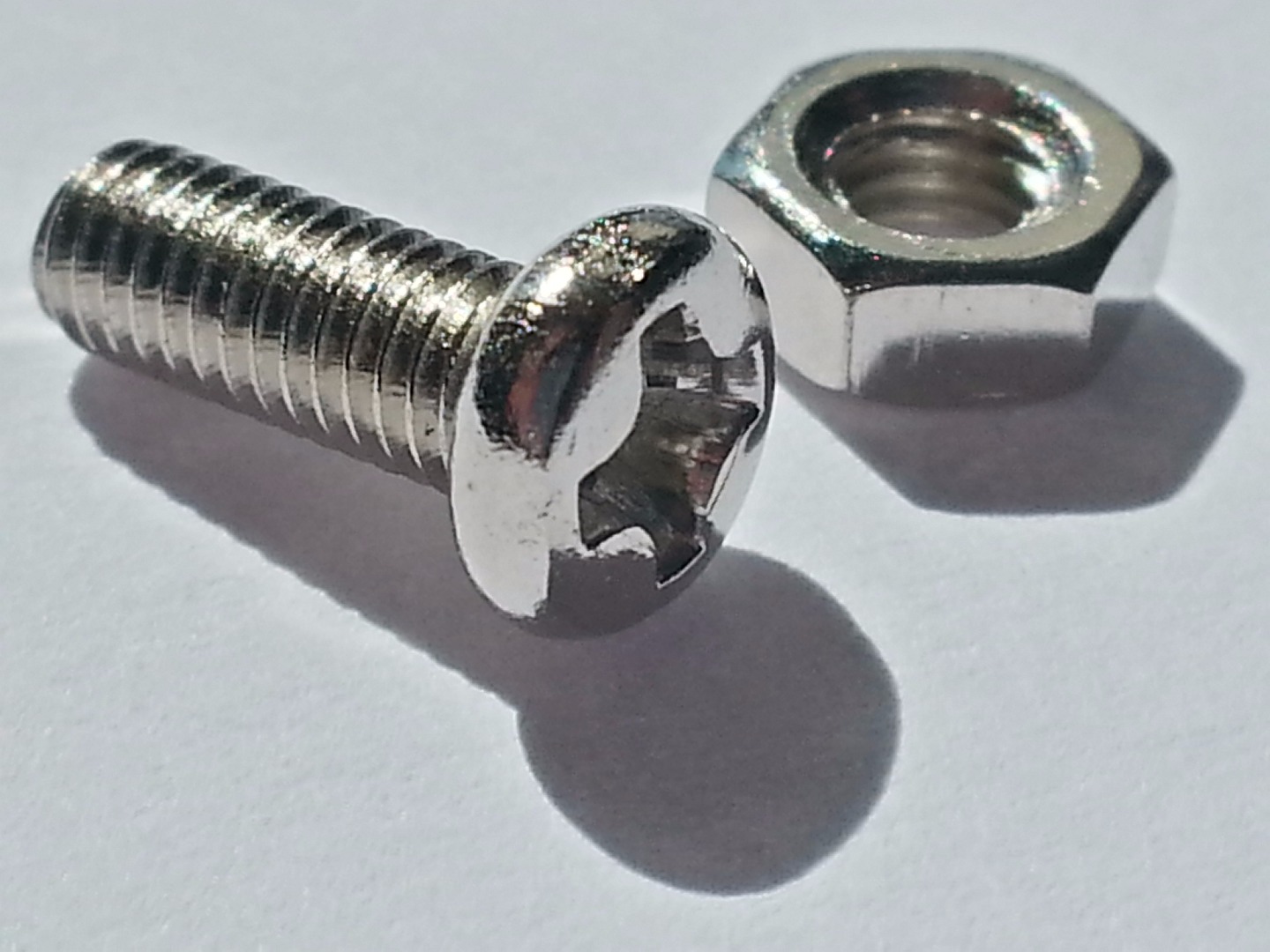 screw-nut-m3-8mm-chiosz-robots.jpg