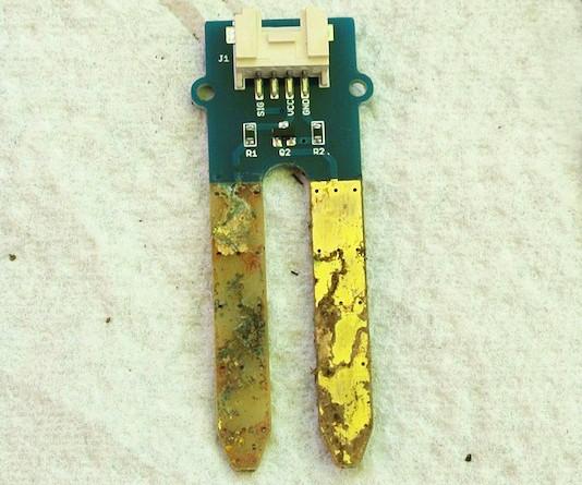 seeed-studio-resistive-sensor-corroded.jpg