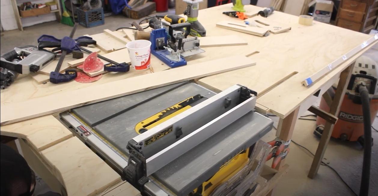 set up tablesaw 45 degrees.jpg