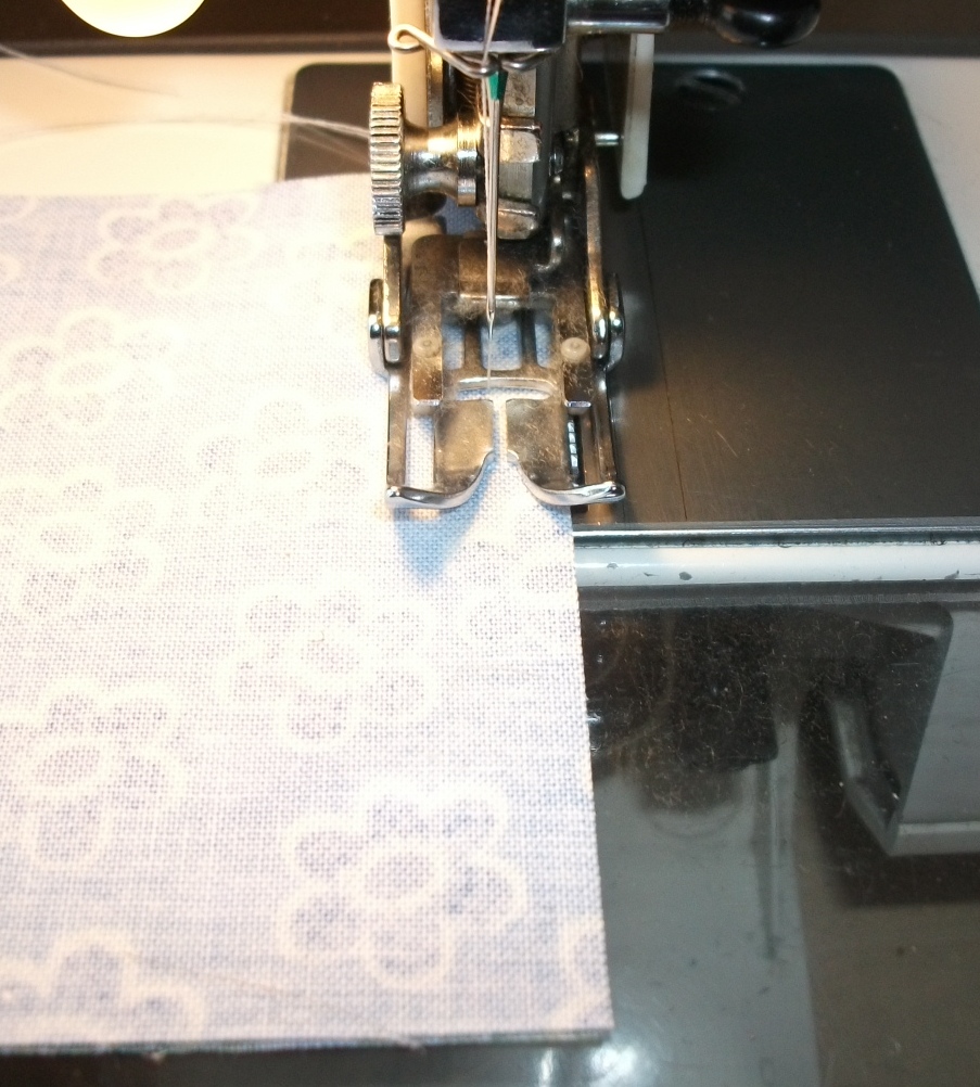 sew qtr inch seam.JPG