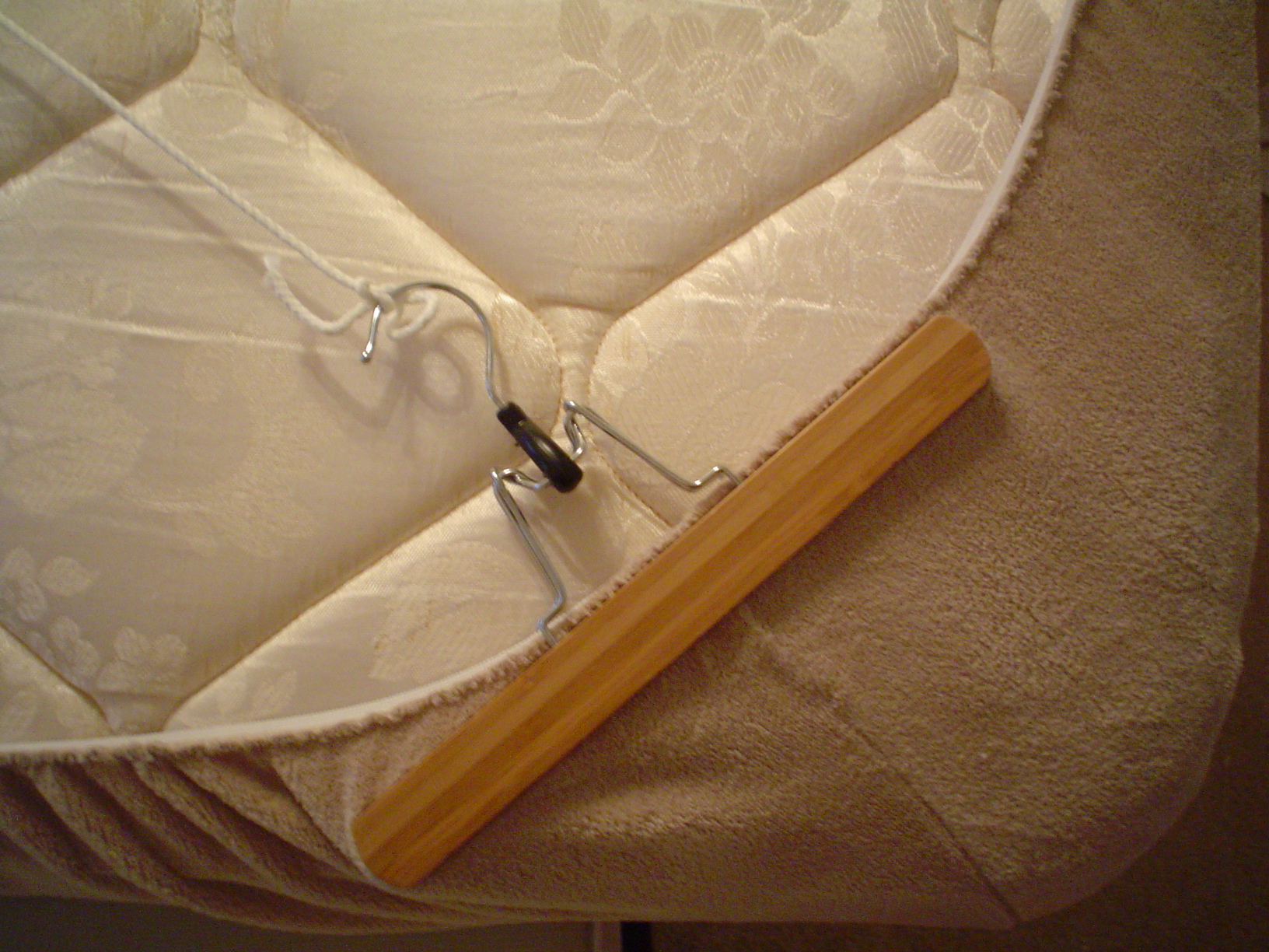sheet straps 011.JPG