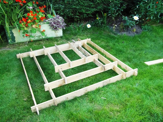 slat planter 034.JPG