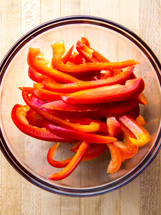 sliced-red-bell-pepper.jpg