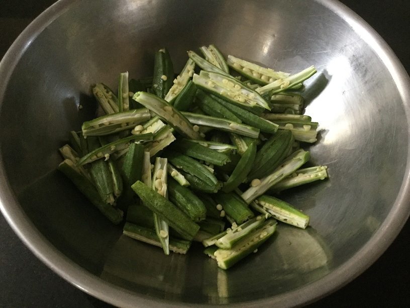 slit okra.jpg