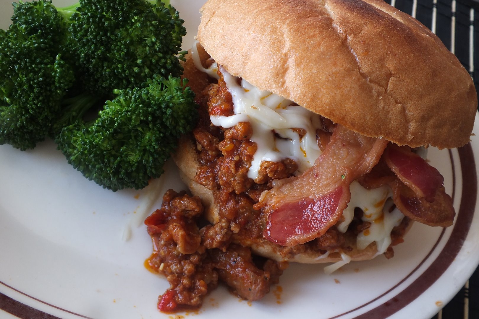 sloppy joe, chili, beef, sandwich 001.JPG