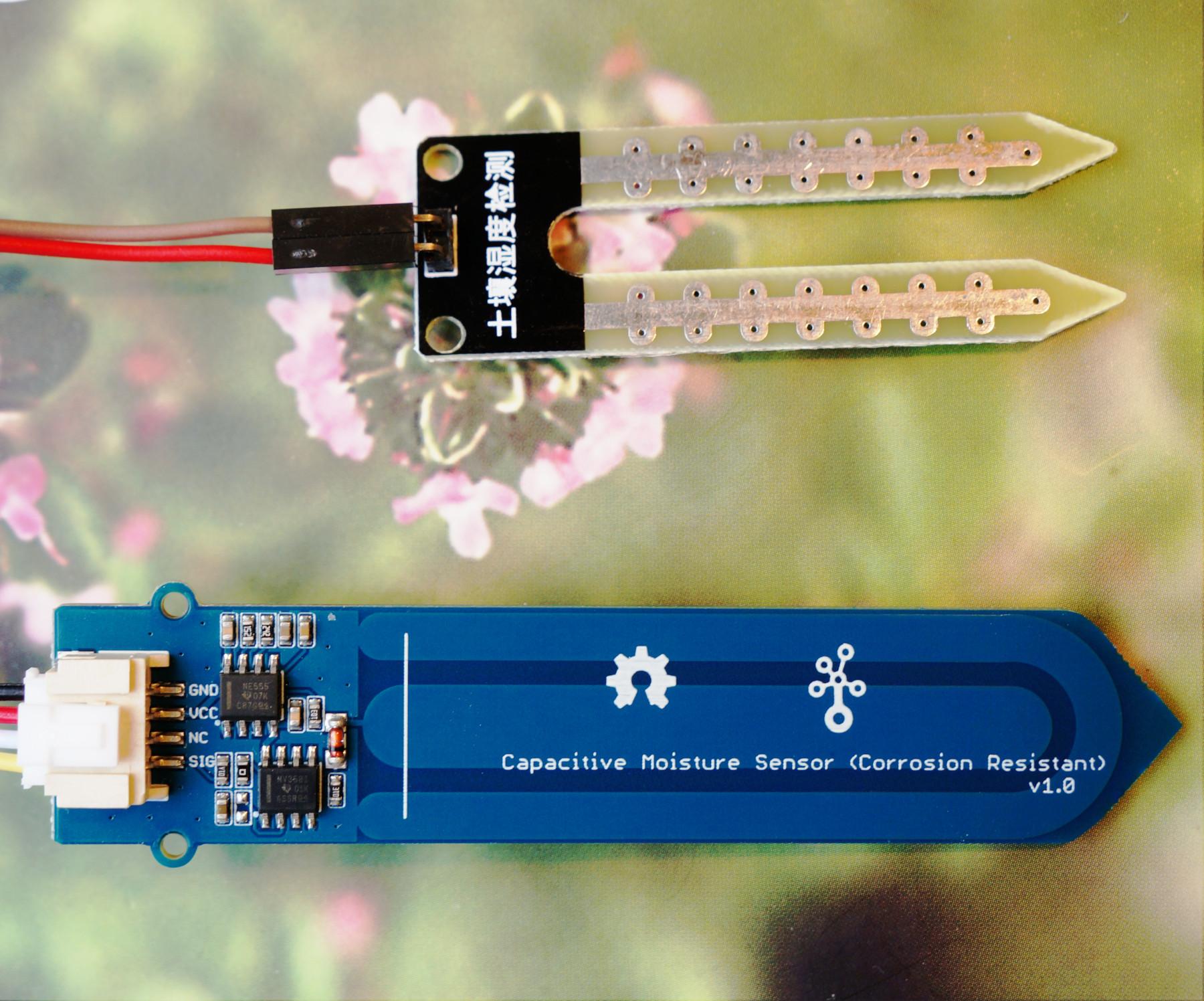 soilmoisture-soilsensors-resandcap-bright-1800x1500.jpeg