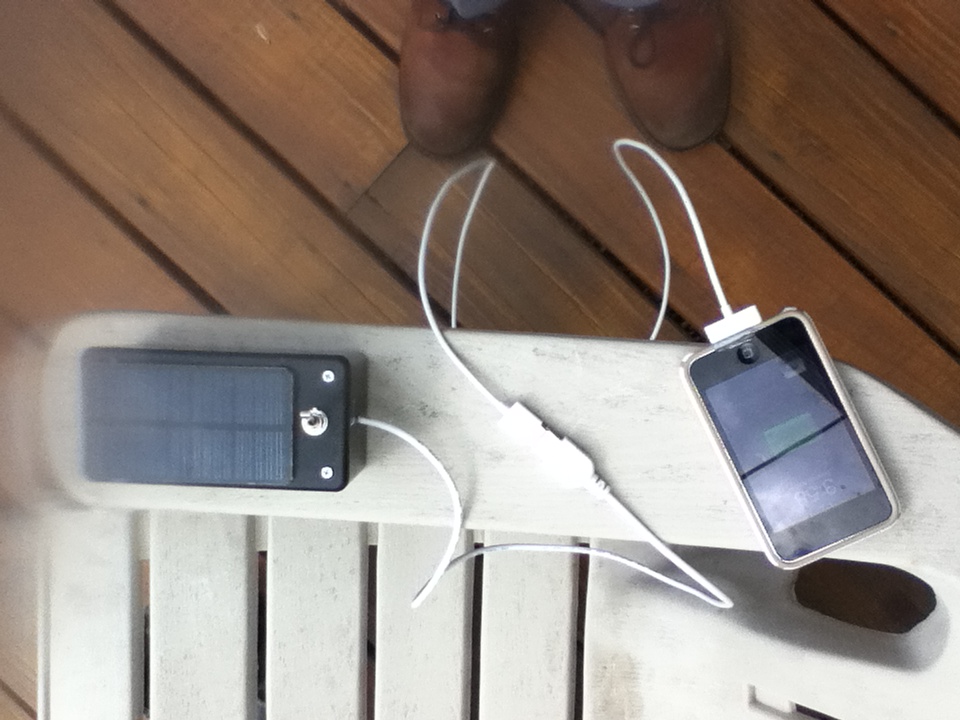 solar charger 012.JPG