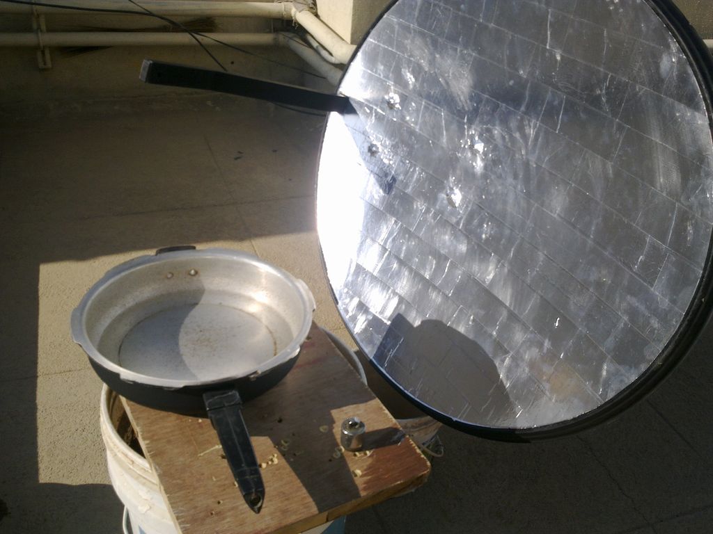 solar cooker-2.jpg