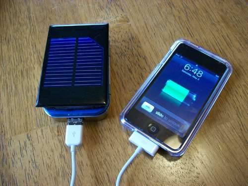 solar ipod.jpg