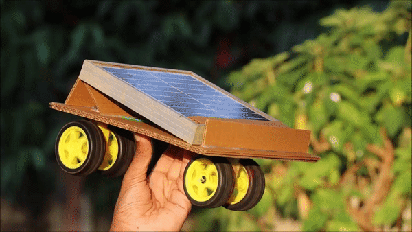 solar powered car.gif