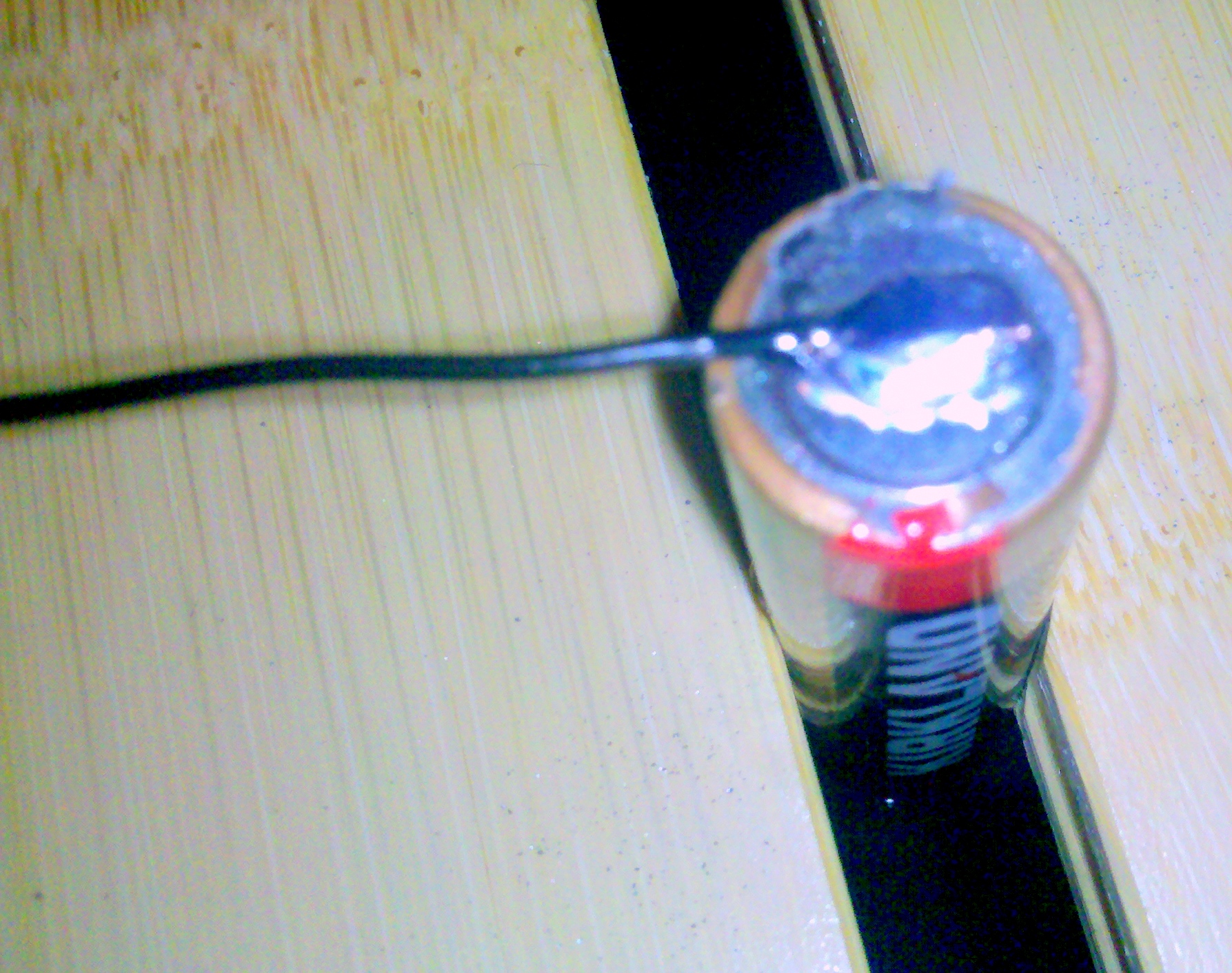 solder wire to anode.jpg