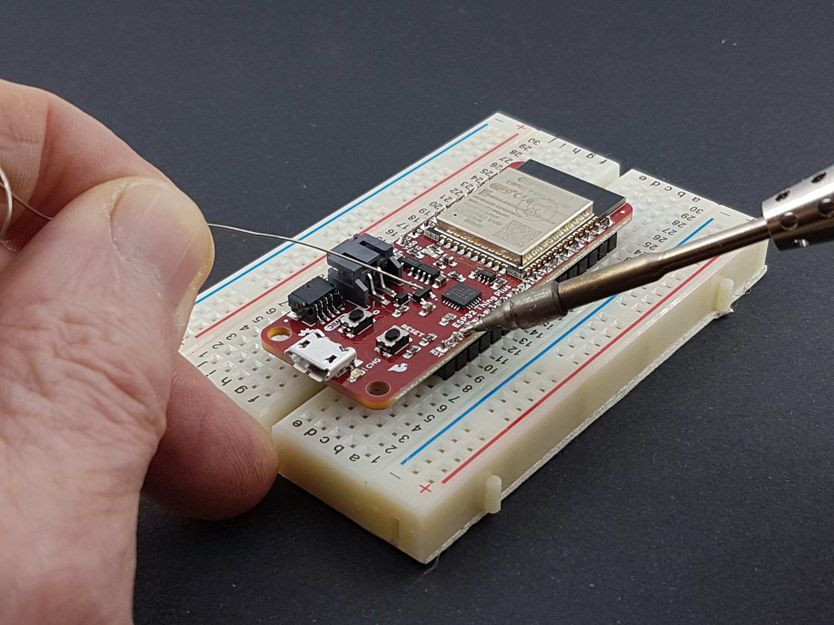 solder-pins-on-esp32.jpg