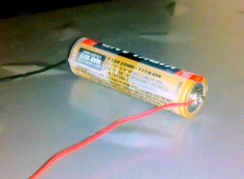 soldered battery.jpg