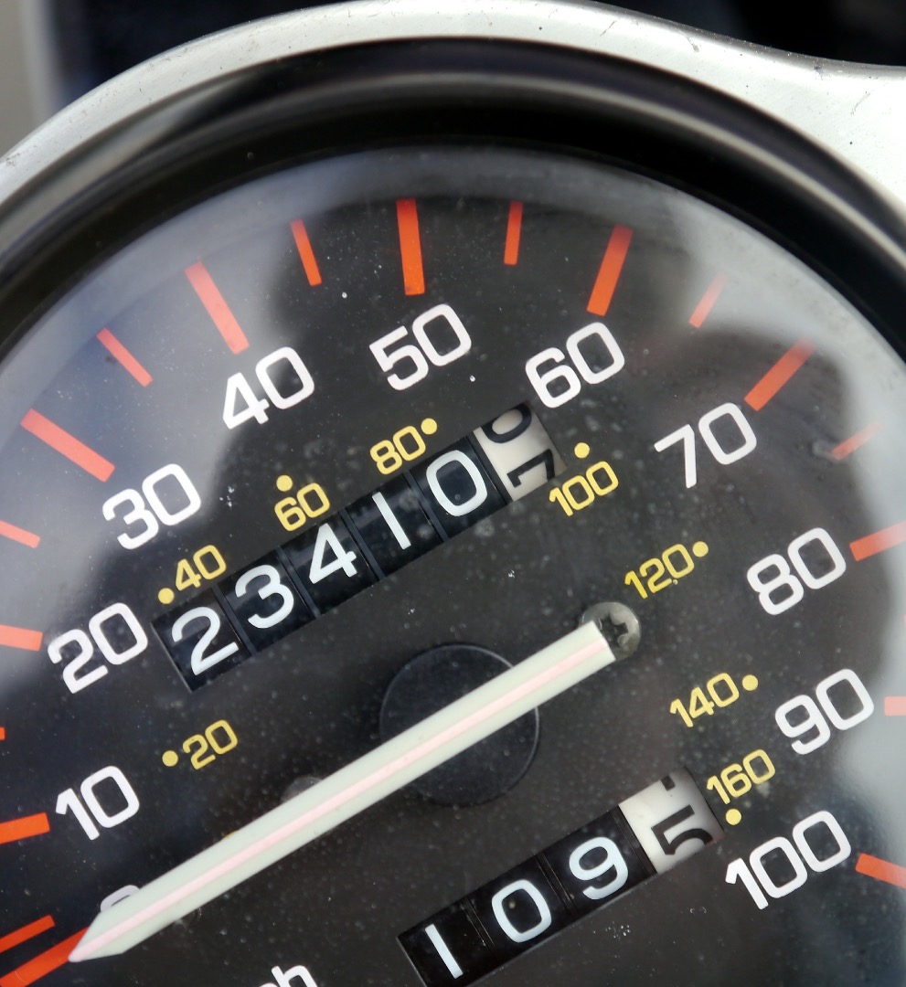 speedometer-498748_1920.jpg