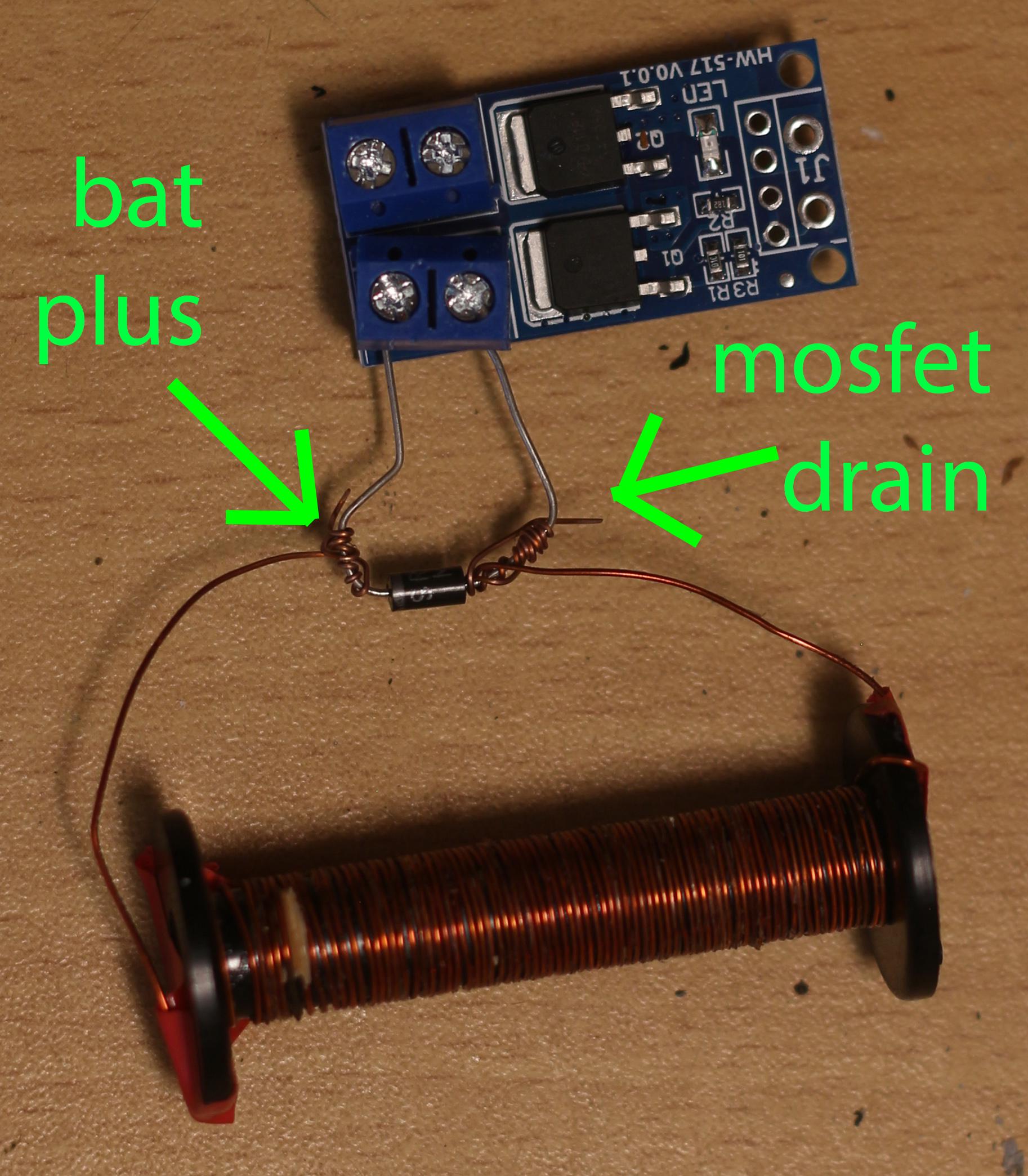 spole med mosfet.JPG