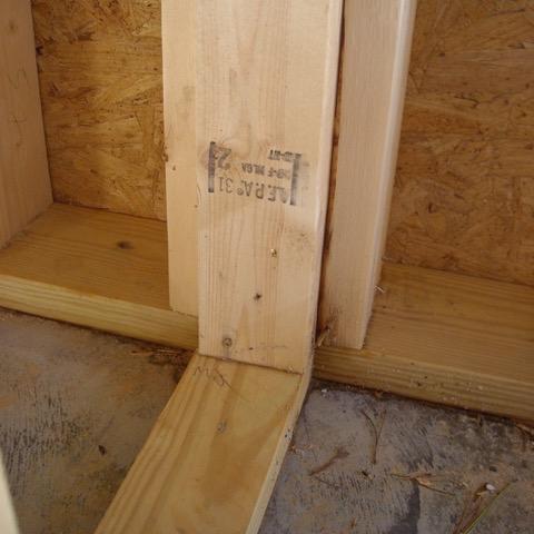 standard-framing-3-stud-t-wall.jpg