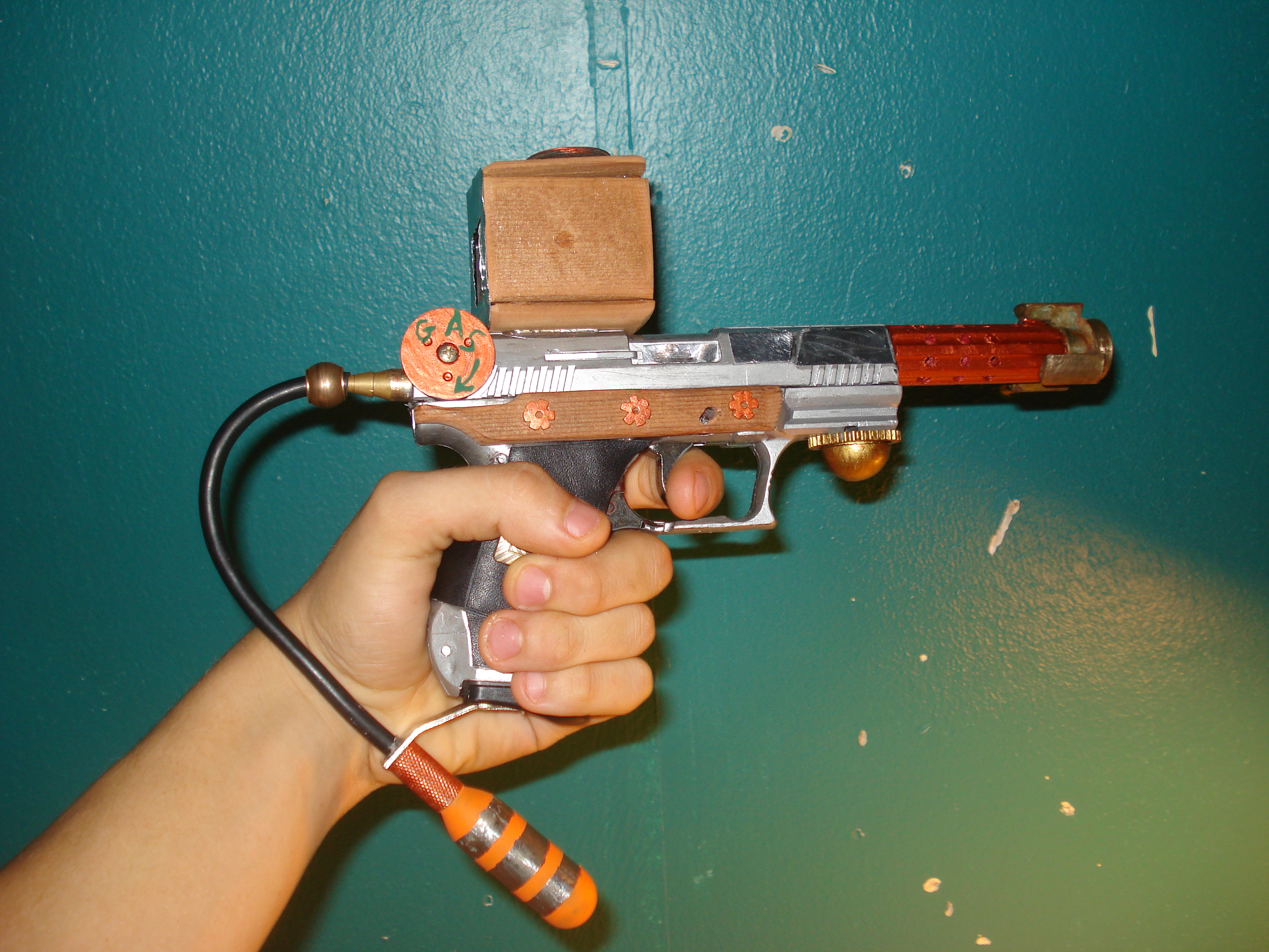 steampunk gun 013.jpg