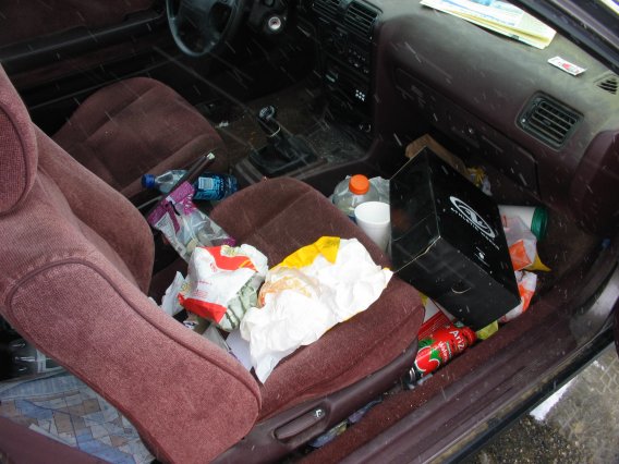 story-messy-car2.jpg