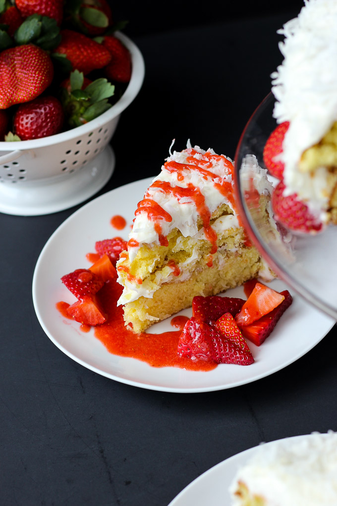 strawberrycoconutcake-1736.jpg