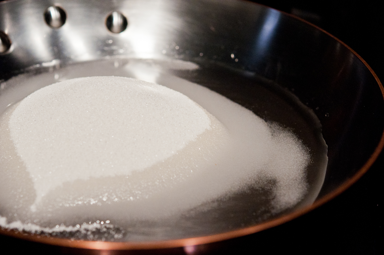 sugar and water in pan-2189.jpg